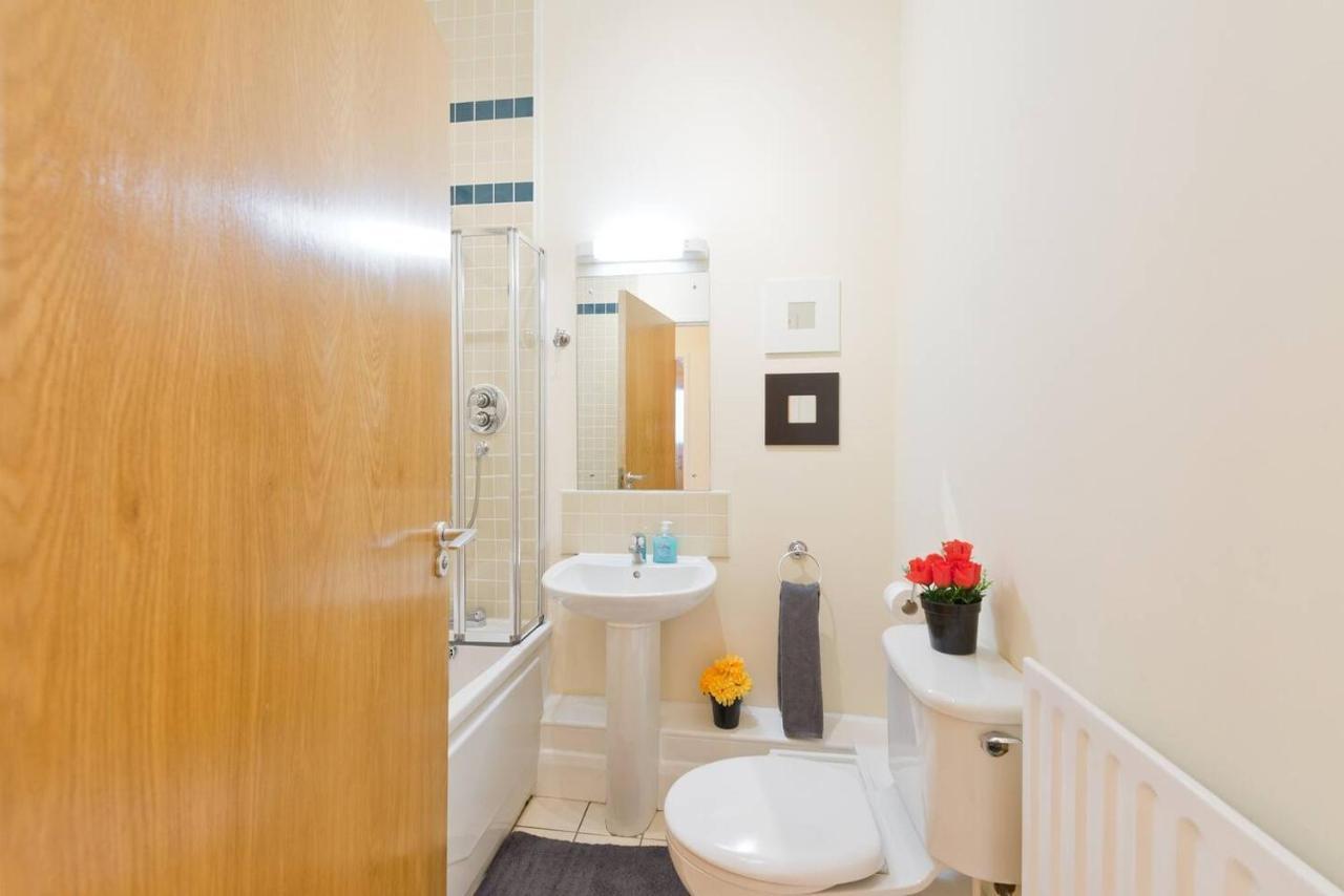 Stunning 3-bed In 1 Apartamento