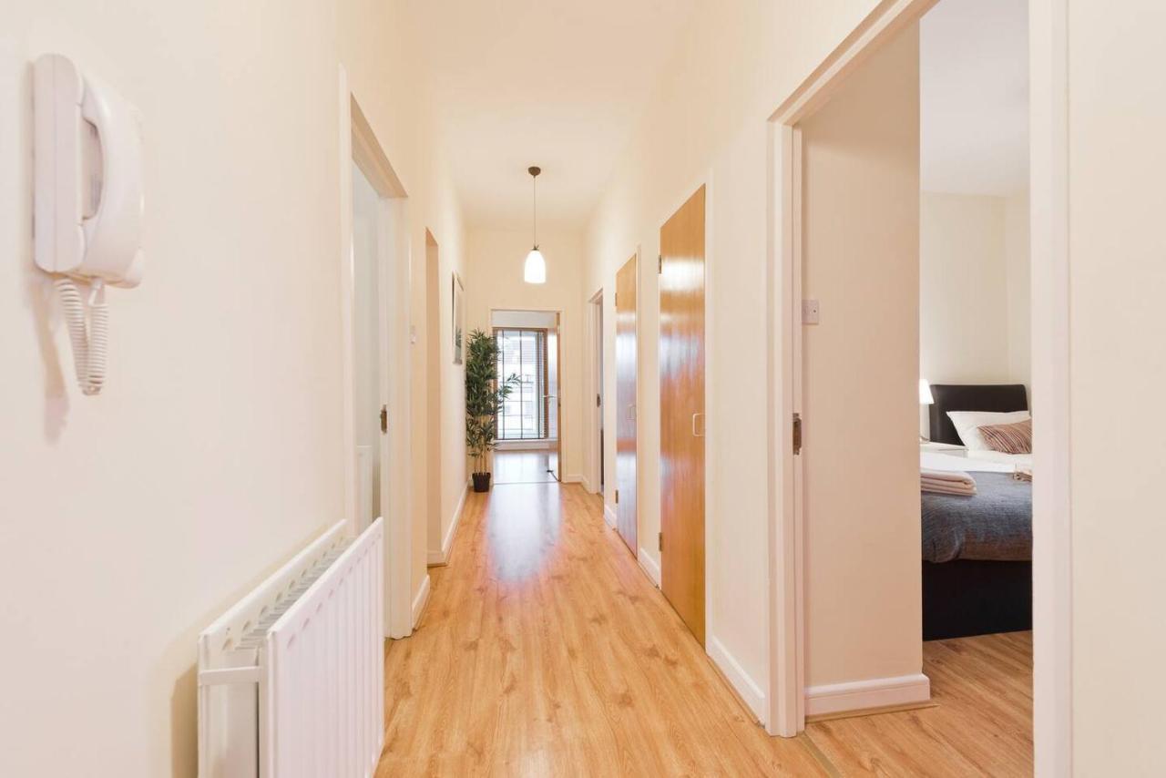 Apartamento Stunning 3-bed In 1 *